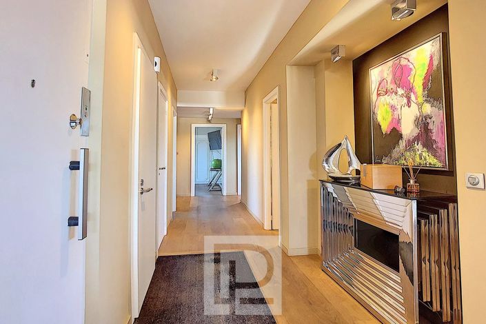 Image No.15-3 Bed Apartment for sale