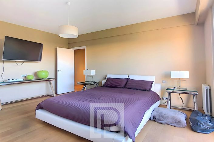Image No.6-3 Bed Apartment for sale