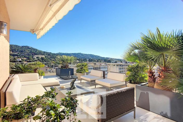 Image No.8-3 Bed Apartment for sale