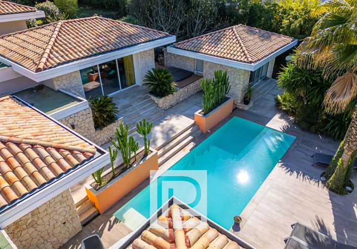 Image No.2-Maison de 4 chambres à vendre à Vallauris