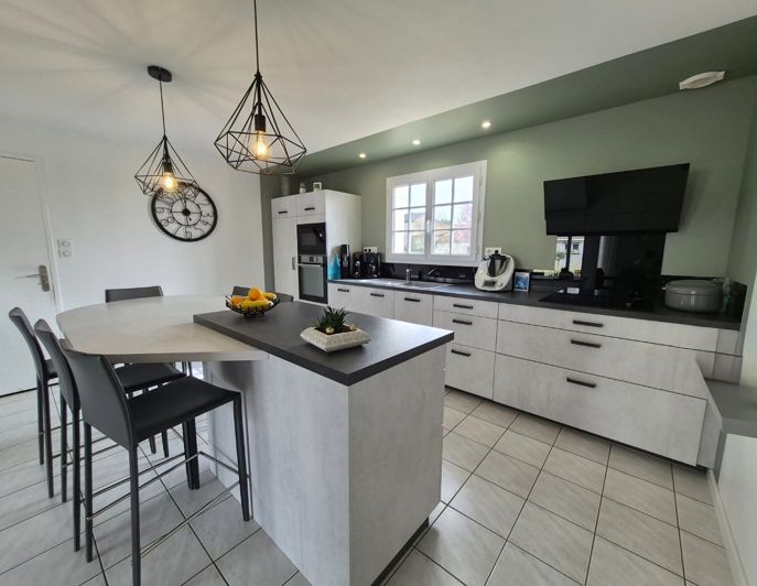 Image No.4-4 Bed House for sale