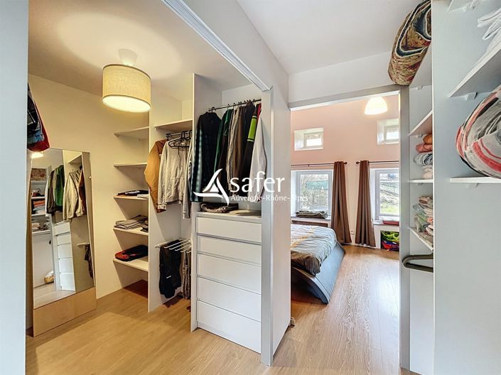 Image No.14-3 Bed House for sale