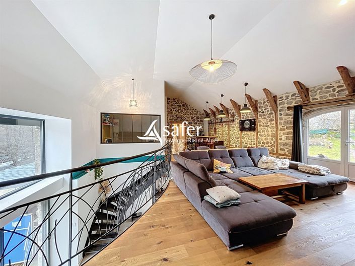 Image No.8-3 Bed House for sale