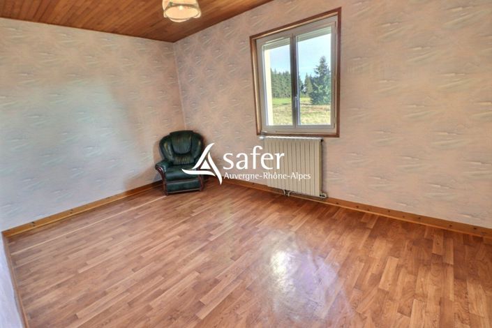 Image No.11-3 Bed House for sale