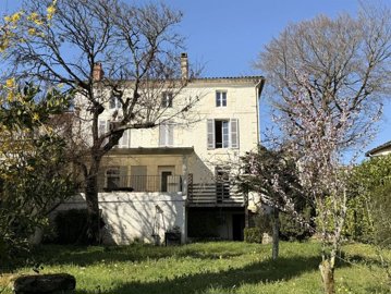 1 - Mortagne-sur-Gironde, House