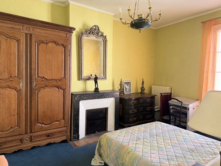 Image No.12-4 Bed House for sale