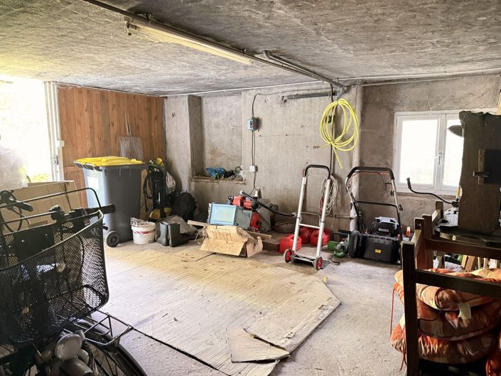 Image No.29-4 Bed House for sale