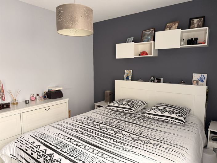 Image No.11-3 Bed House for sale