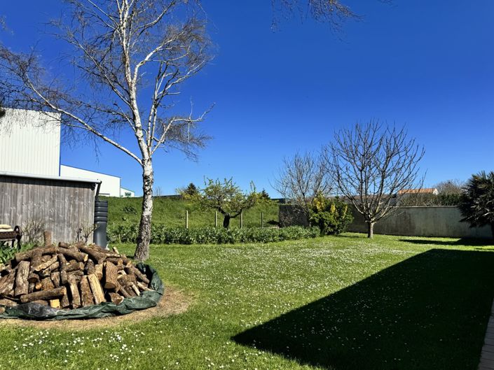 Image No.26-3 Bed House for sale