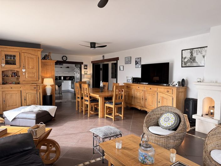 Image No.5-3 Bed House for sale