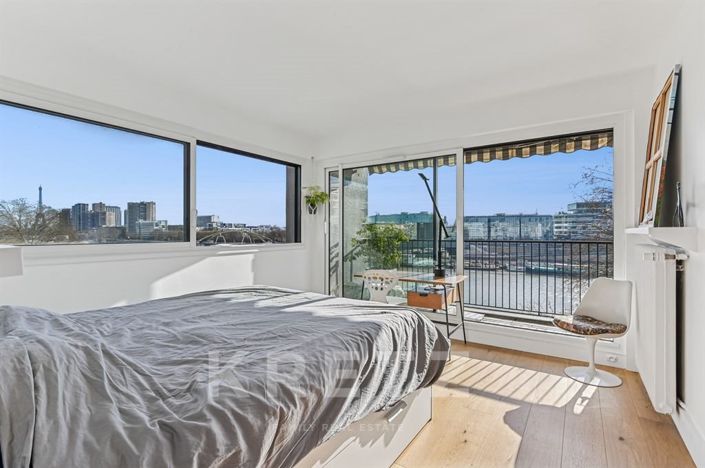 Image No.3-3 Bed Apartment for sale