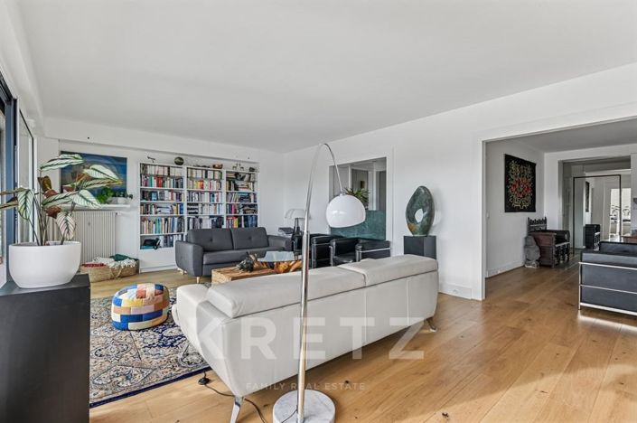 Image No.8-3 Bed Apartment for sale