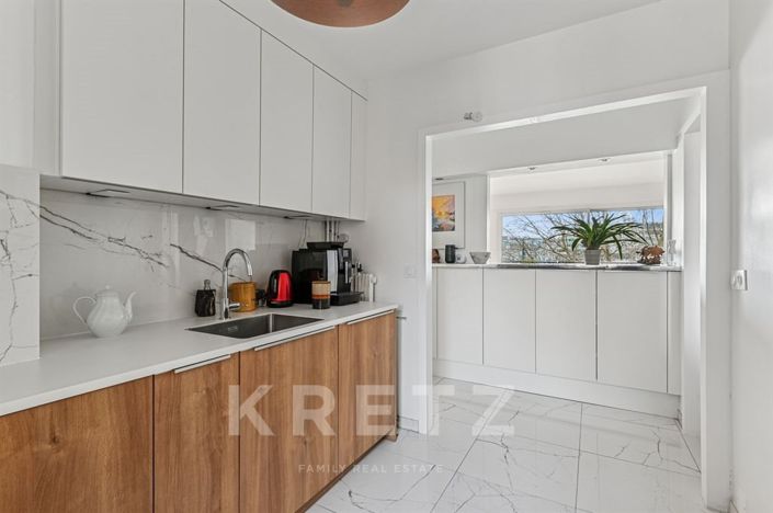 Image No.9-3 Bed Apartment for sale