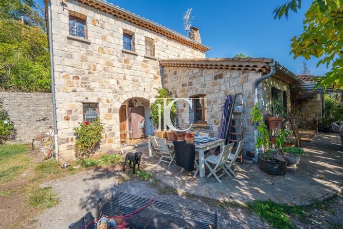 Image No.8-2 Bed House for sale