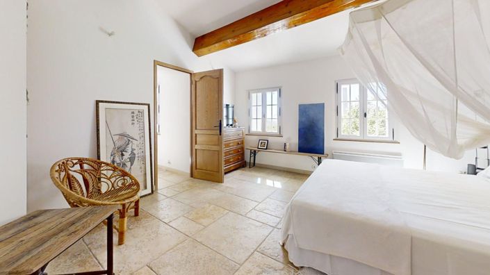 Image No.11-3 Bed House for sale