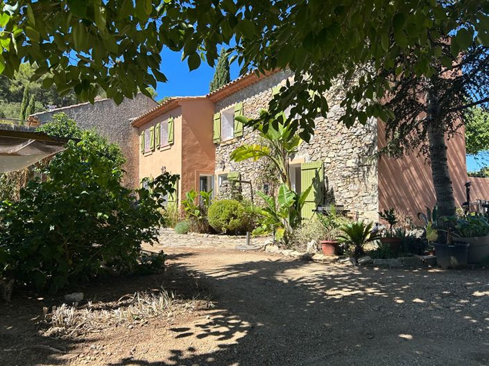 Image No.2-3 Bed House for sale