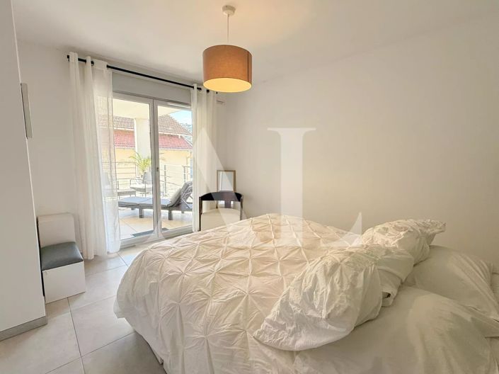 Image No.6-Appartement de 2 chambres à vendre à Golfe Juan