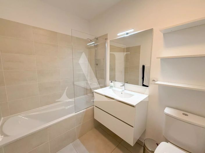 Image No.8-Appartement de 2 chambres à vendre à Golfe Juan