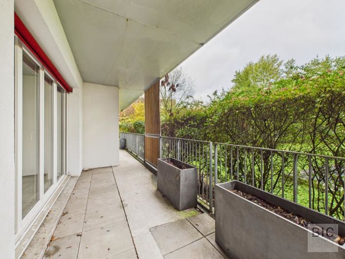 Image No.11-3 Bed Apartment for sale