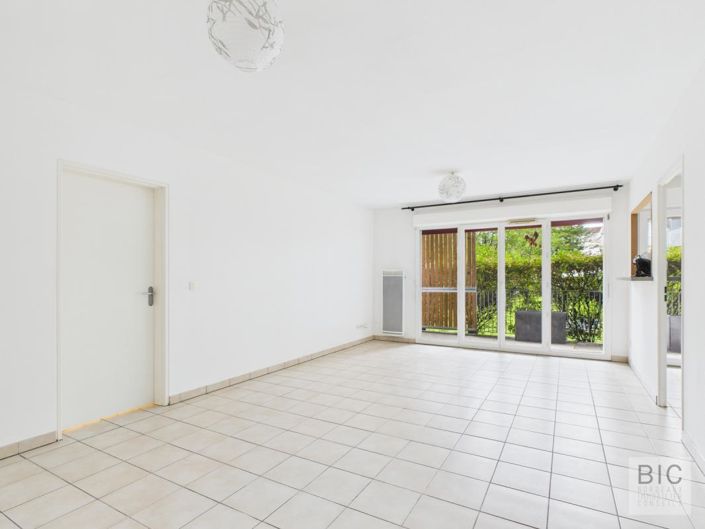 Image No.9-3 Bed Apartment for sale