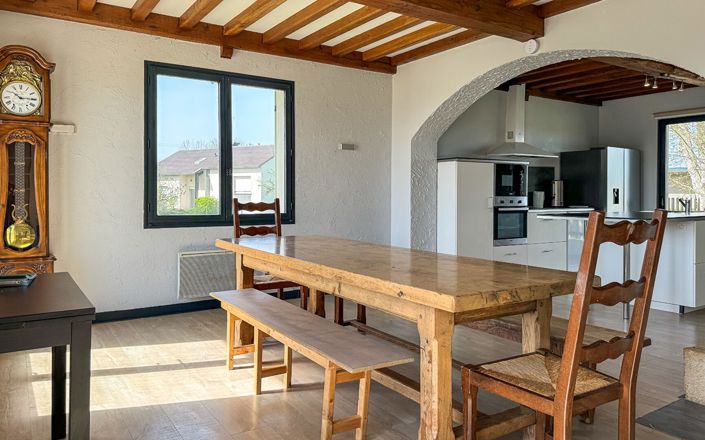 Image No.11-Propriété de 16 chambres à vendre à Dijon