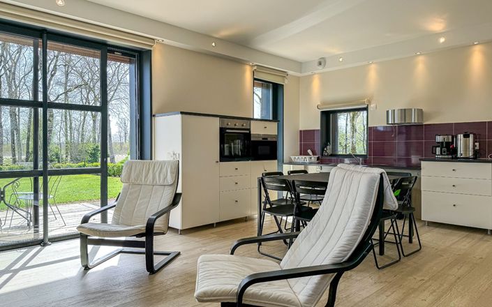 Image No.6-Propriété de 16 chambres à vendre à Dijon