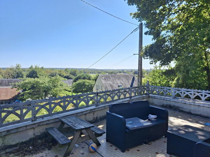 Image No.10-2 Bed House for sale