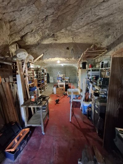 Image No.16-2 Bed House for sale