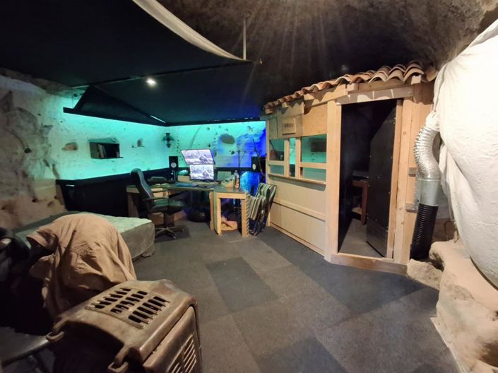 Image No.17-2 Bed House for sale