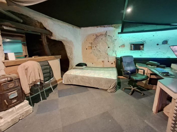 Image No.9-2 Bed House for sale