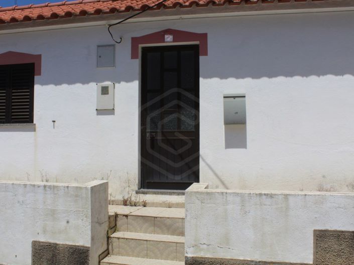 Image No.3-2 Bed House for sale