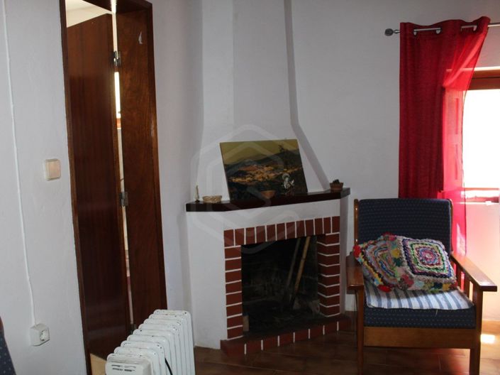 Image No.5-2 Bed House for sale