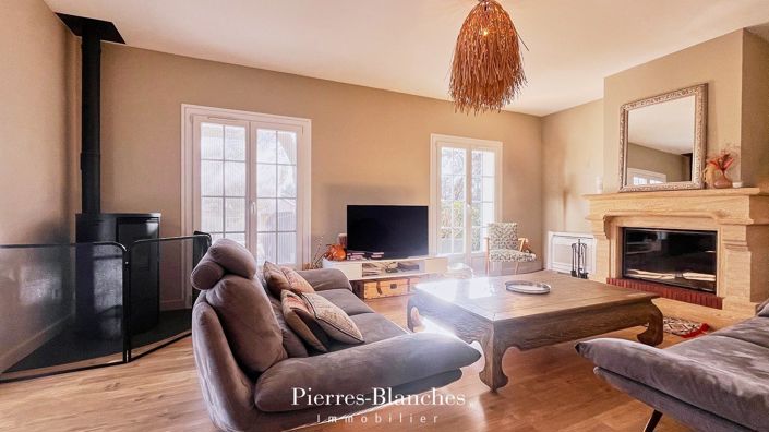 Image No.3-Maison de 4 chambres à vendre à Nîmes