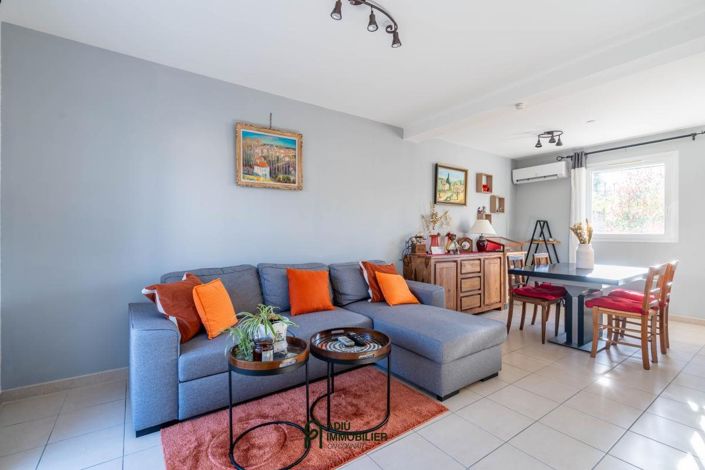 Image No.3-2 Bed House for sale