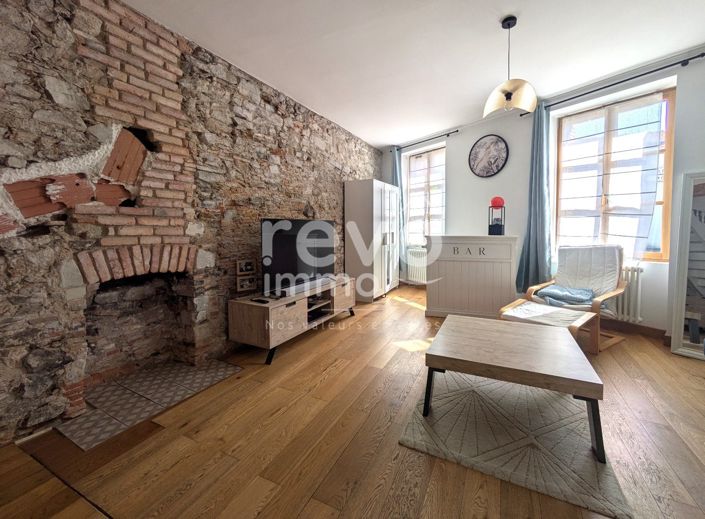 Image No.2-3 Bed House for sale