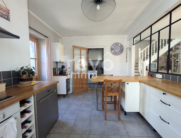 Image No.3-3 Bed House for sale