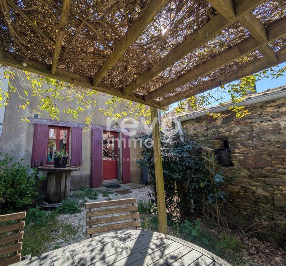 Image No.9-3 Bed House for sale