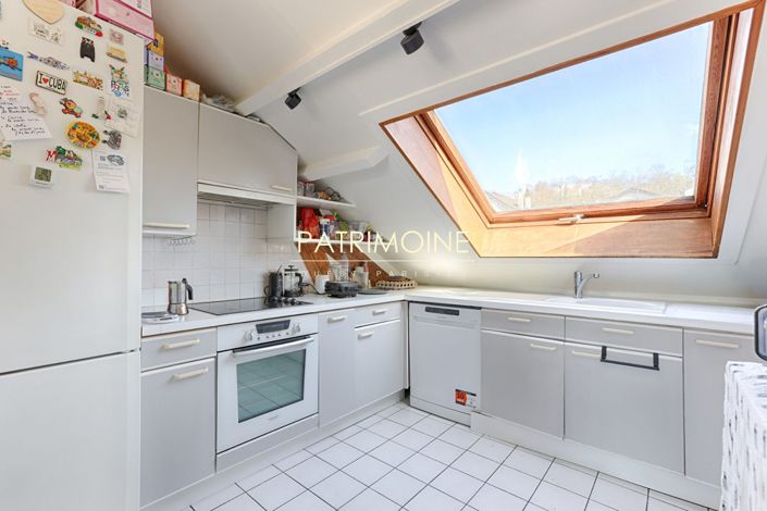 Image No.15-7 Bed House for sale