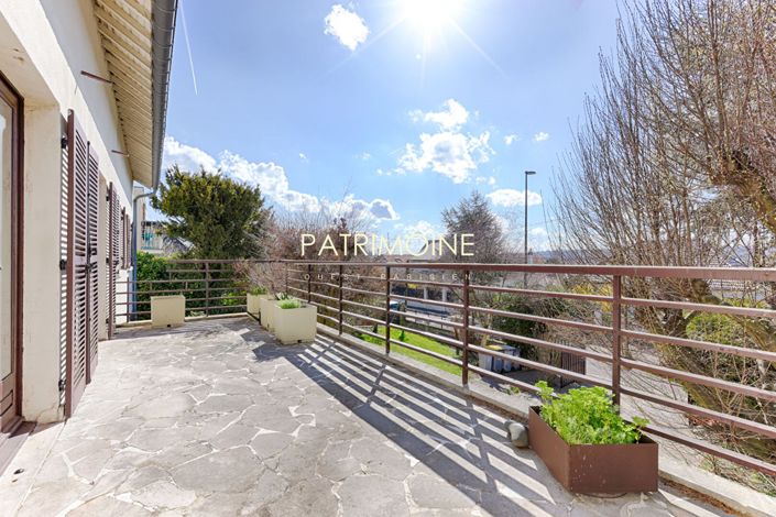 Image No.2-7 Bed House for sale