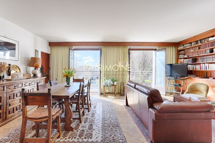 Image No.3-7 Bed House for sale