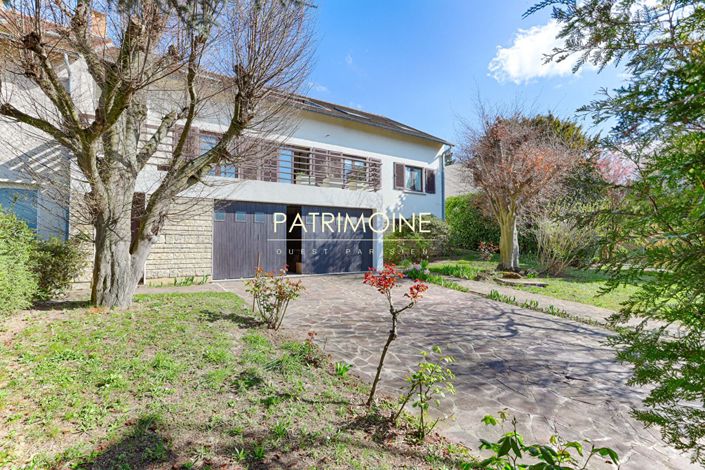 Image No.9-7 Bed House for sale