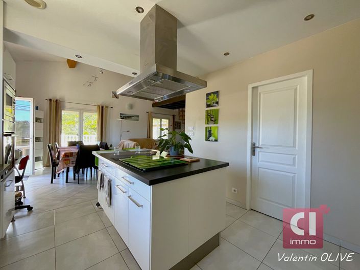 Image No.6-2 Bed House for sale