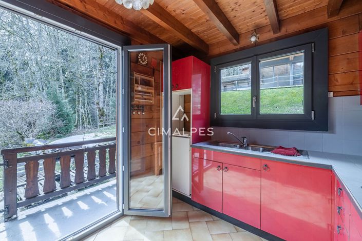 Image No.5-2 Bed House for sale