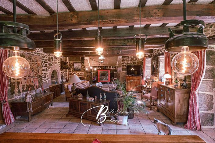 Image No.11-3 Bed House for sale