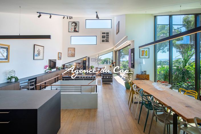 Image No.3-Propriété de 5 chambres à vendre à Saint-Raphael