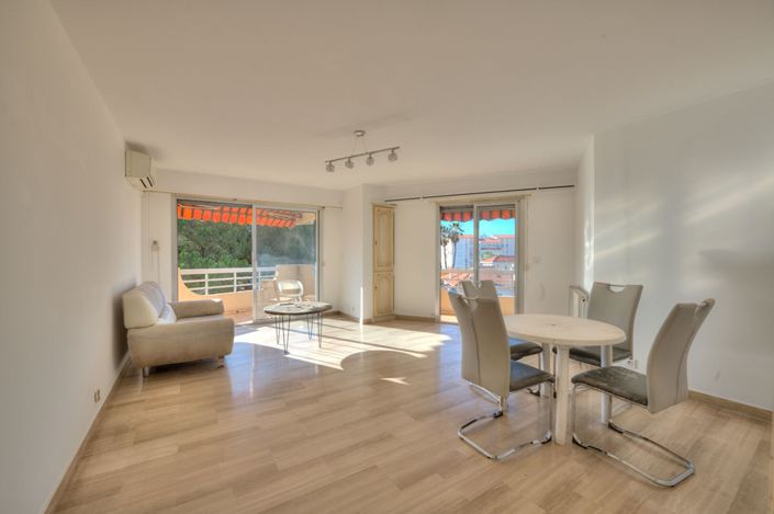 Image No.3-Appartement de 3 chambres à vendre à Saint-Raphael