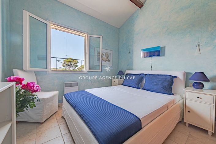 Image No.8-Maison de 4 chambres à vendre à Saint-Raphael