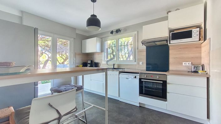 Image No.8-Maison de 5 chambres à vendre à Saint-Raphael