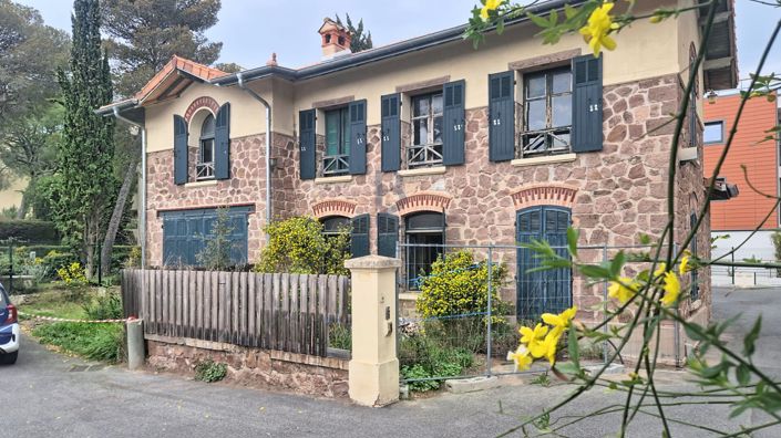 Image No.2-Maison de 4 chambres à vendre à Saint-Raphael