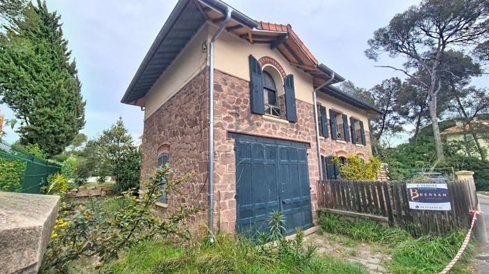 Image No.3-Maison de 4 chambres à vendre à Saint-Raphael